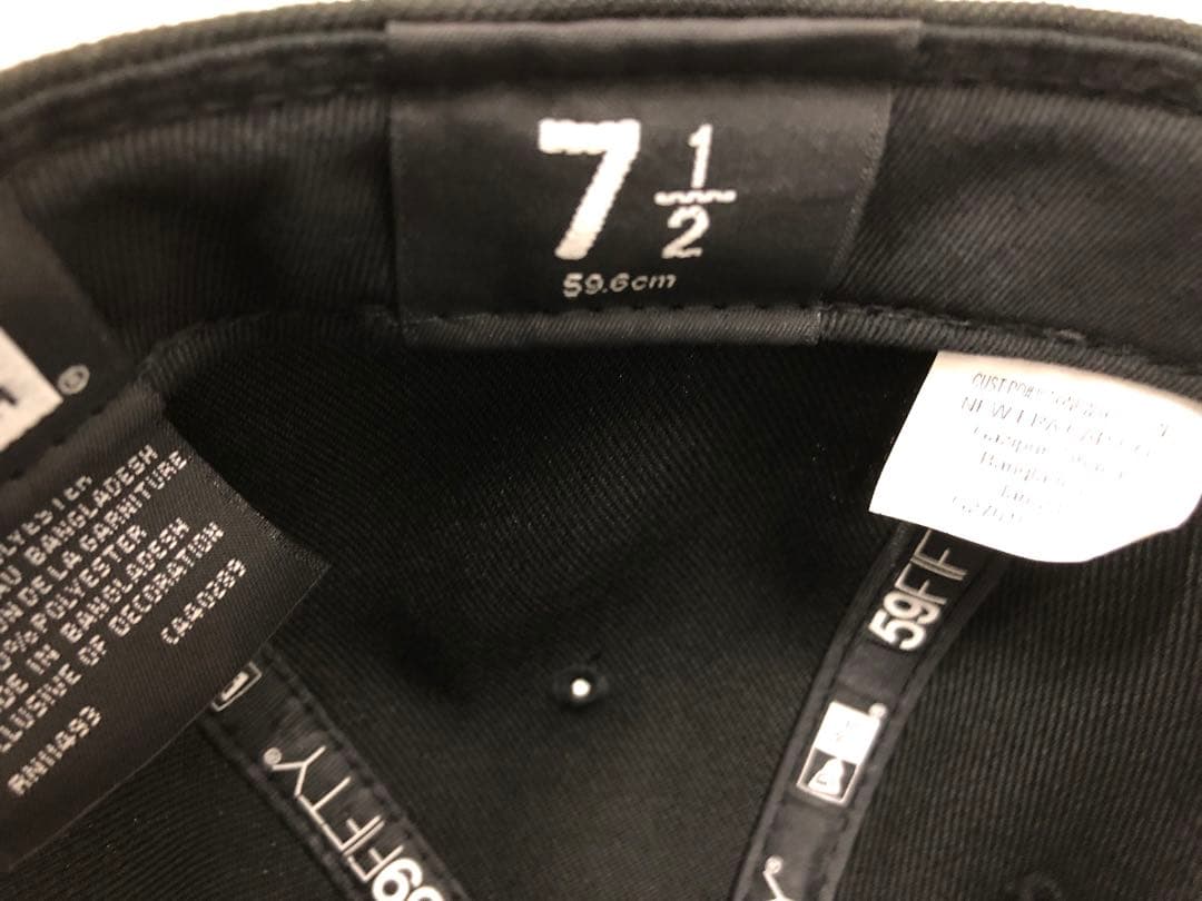 Supreme Script New Era® 7 1/2 ニューエラ 黒