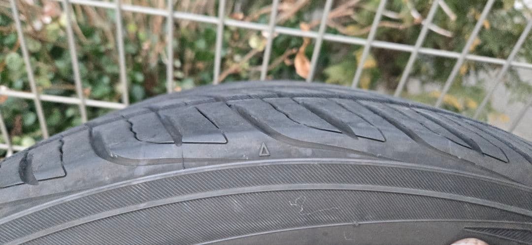 YOKOHAMA245/40/R20 4本セット24年製 バリ山2個口送料込み②