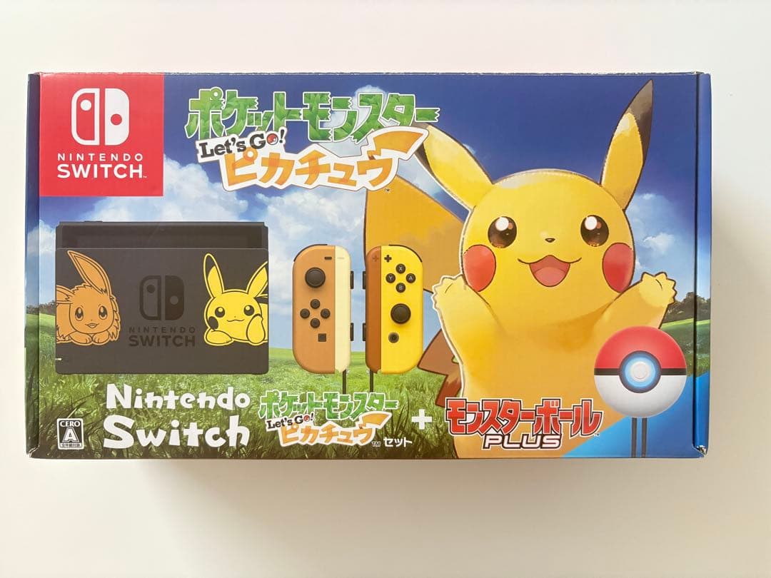 Nintendo Switch Let's Go! Pikachu!セット