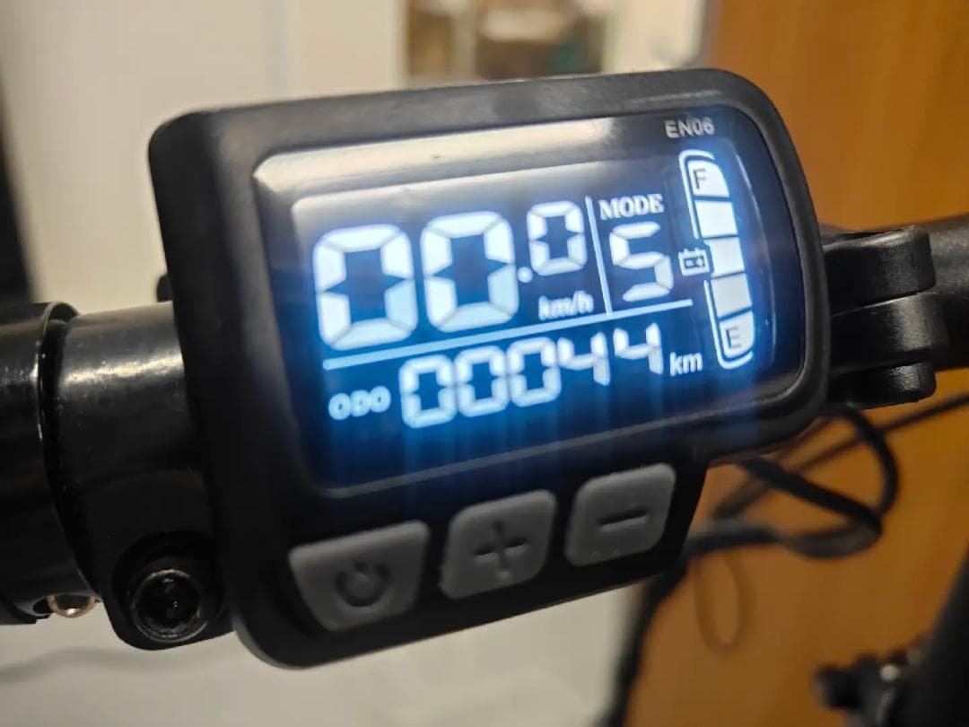 【在庫残りわずか！】折りたたみ電動アシスト自転車ERWAYA02ホワイト