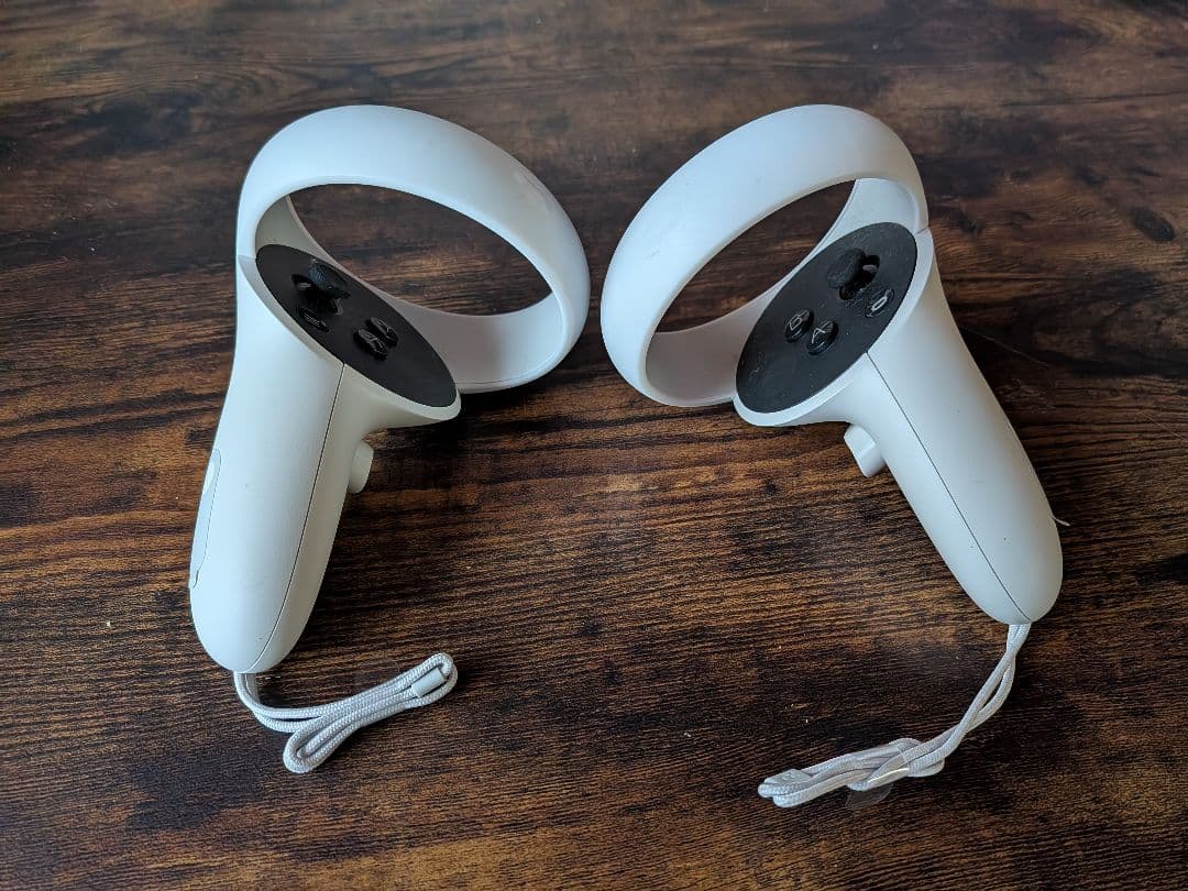  Quest 2 128GB 本体とコントローラー