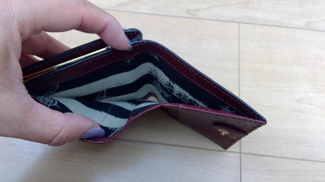 専用ヴィヴィアンウエストウッド ２つ折り財布 がま口 ビッグオーブ ボルドー