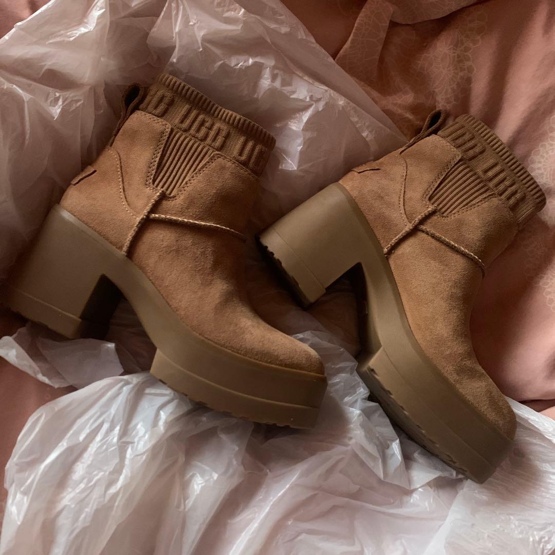 UGG モクシーチェルシー 23cm 2025年モデル キャメル