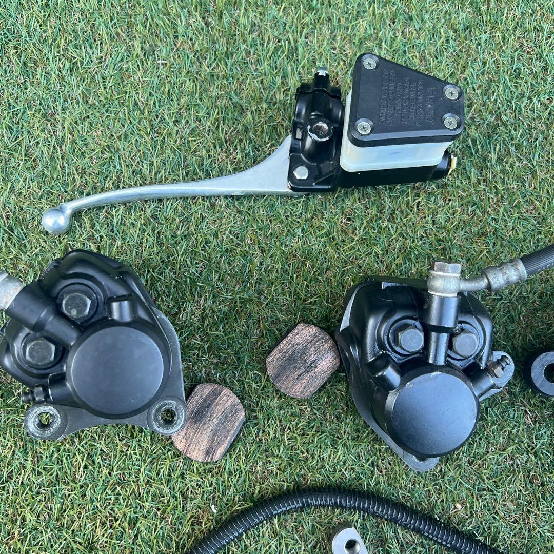i*s様 kz1000mk2 前後純正キャリパー一式　おまけ付き