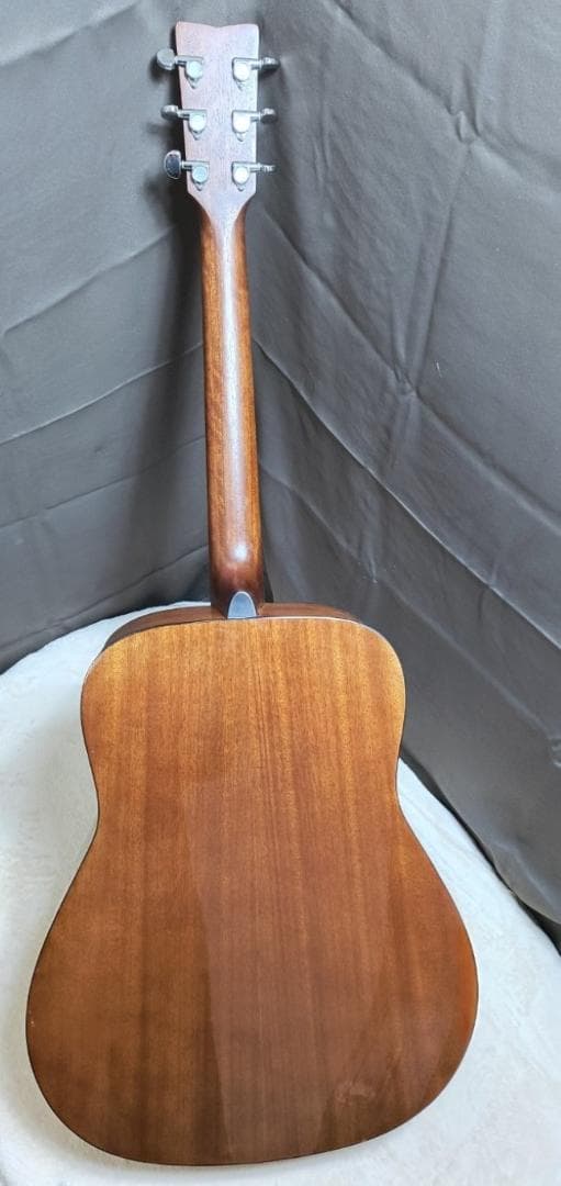 YAMAHA　アコースティックギター　FG700S