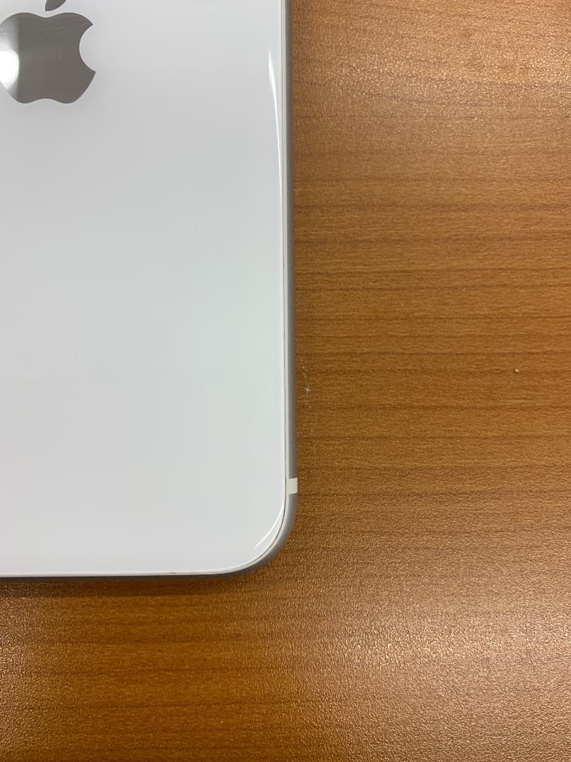 シ*場様 動作確認済 iPhoneSE 128GB ID P9054