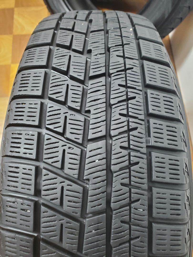 185/60R15 スタッドレス ヨコハマ IG60