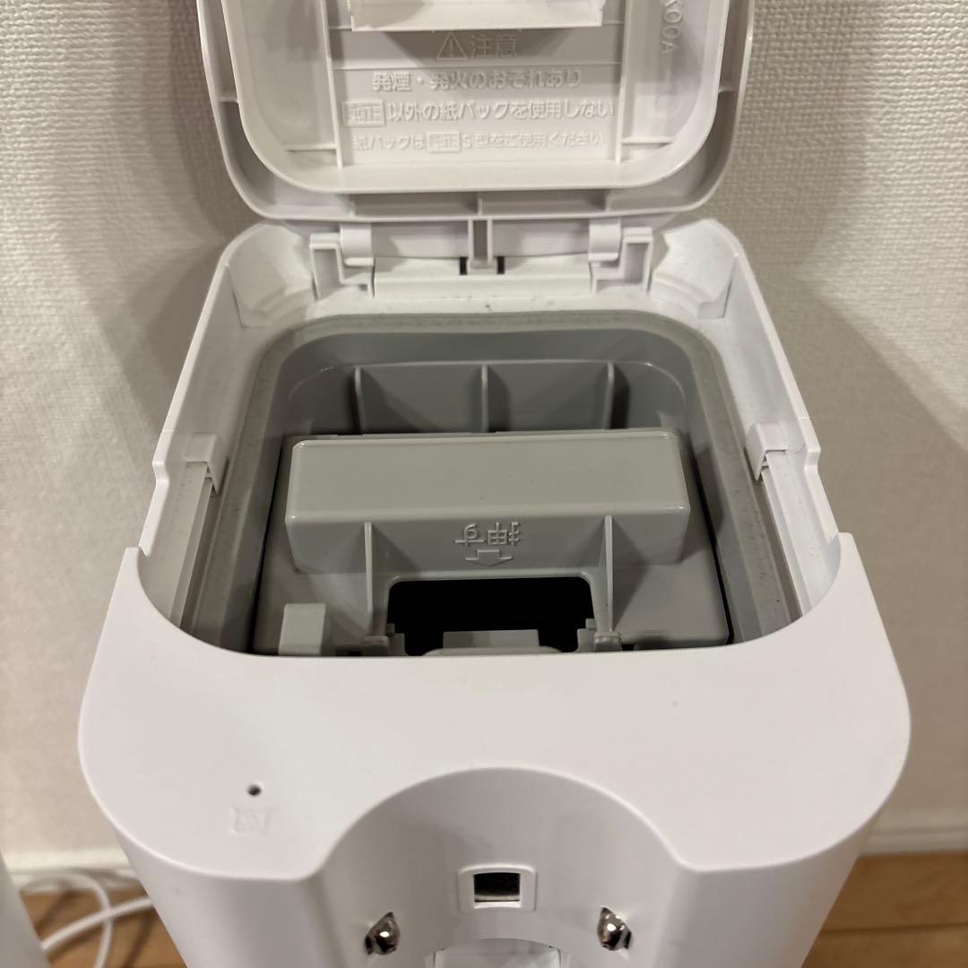 Panasonicセパレート型コードレススティック掃除機MC-NS100K