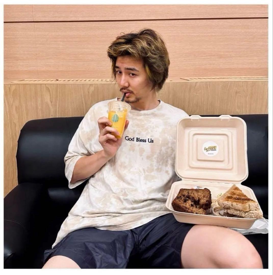 まる　藤井風　Tシャツ　コーヒーフロート柄　God Bless Us