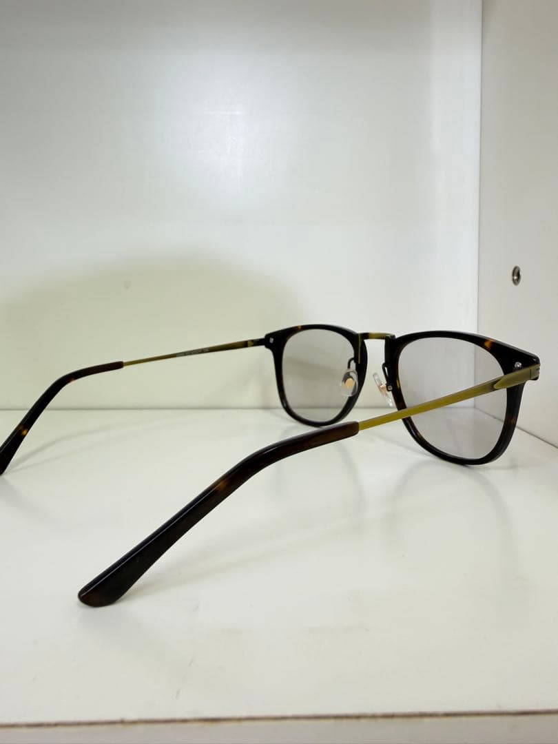 OLIVER PEOPLES 度なし　ライトグレー　サングラス　メガネ