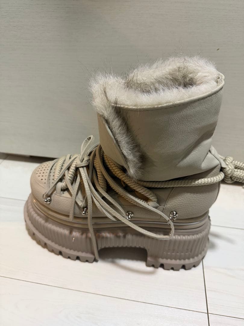 ゆ*き様 YELLO SNUG PLATFORM SHORT BOOTS XL