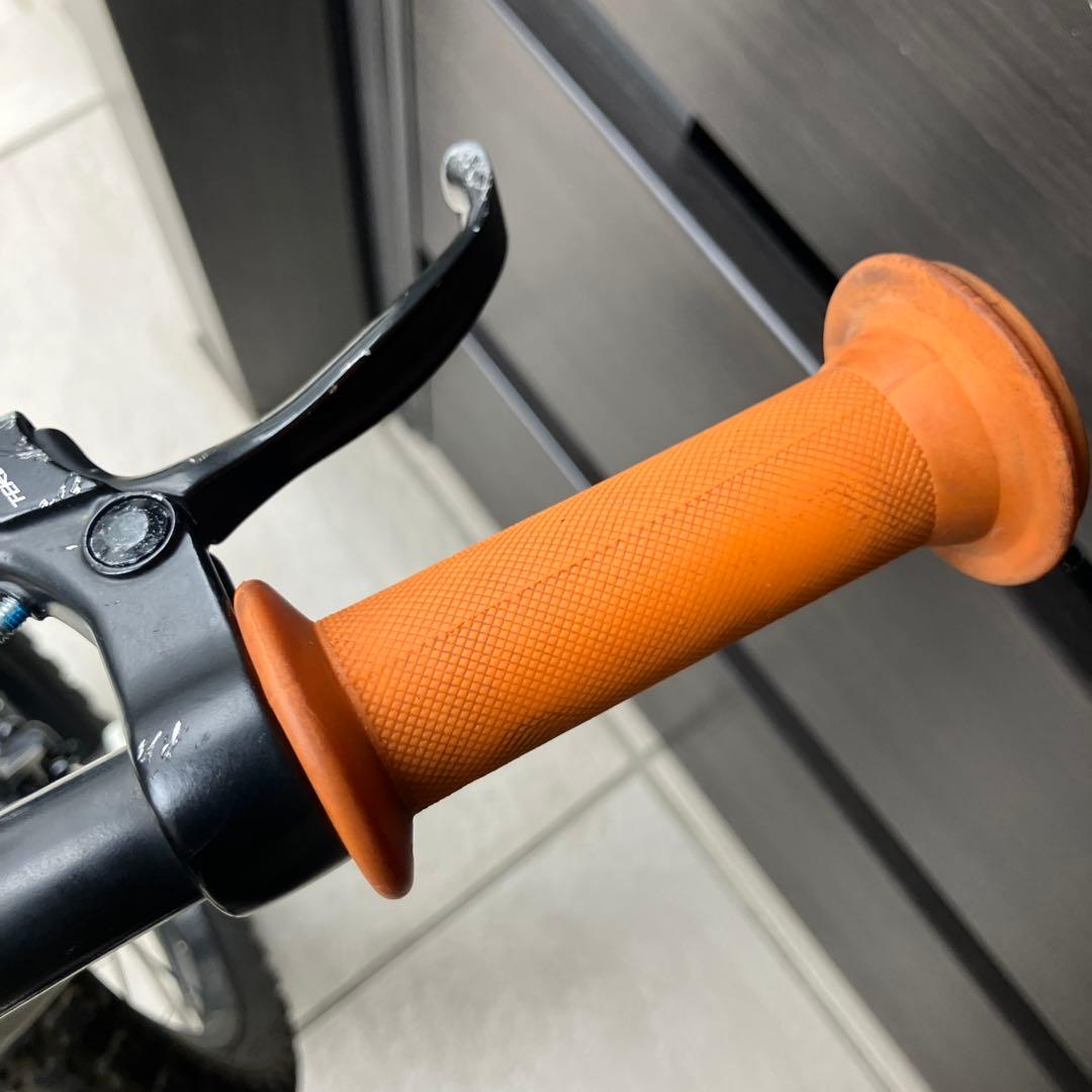 ヨツバサイクル　14インチ　ネイビー
