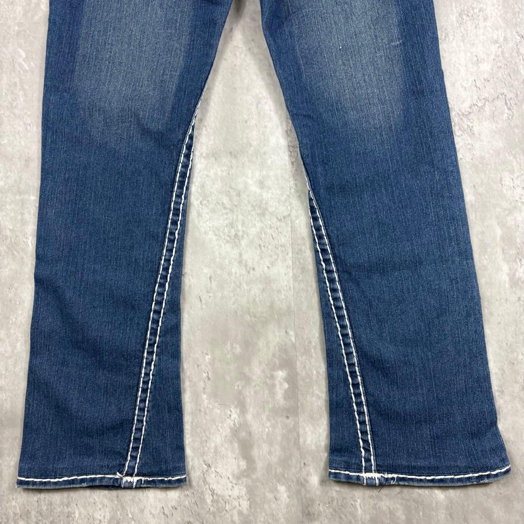 TRUE RELIGION JOEY SUPER T 28フレア io着用