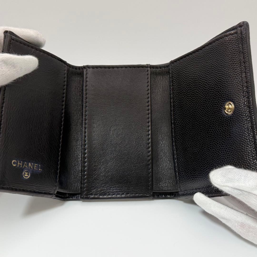 【美品】シャネル　CHANEL キャビアスキン　財布　マトラッセ　三つ折り