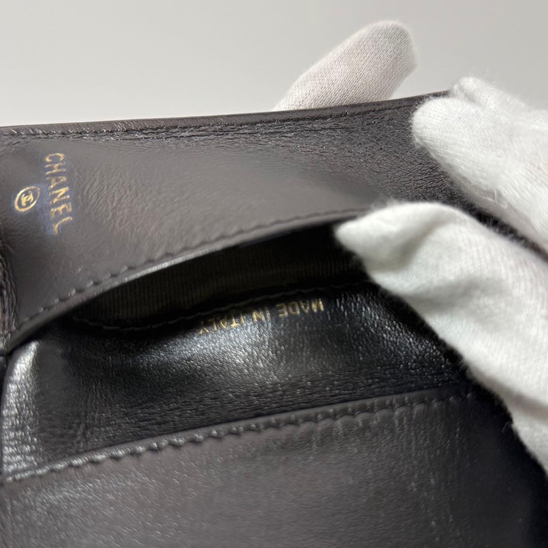 【美品】シャネル　CHANEL キャビアスキン　財布　マトラッセ　三つ折り