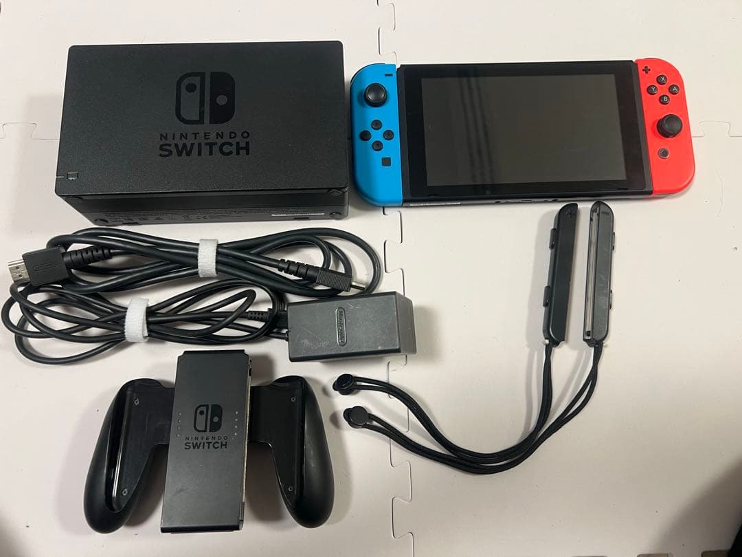 任天堂 Switch 本体　(箱なし)