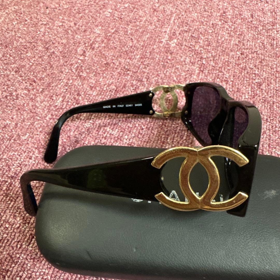 CHANEL ブラック サングラス CCロゴ