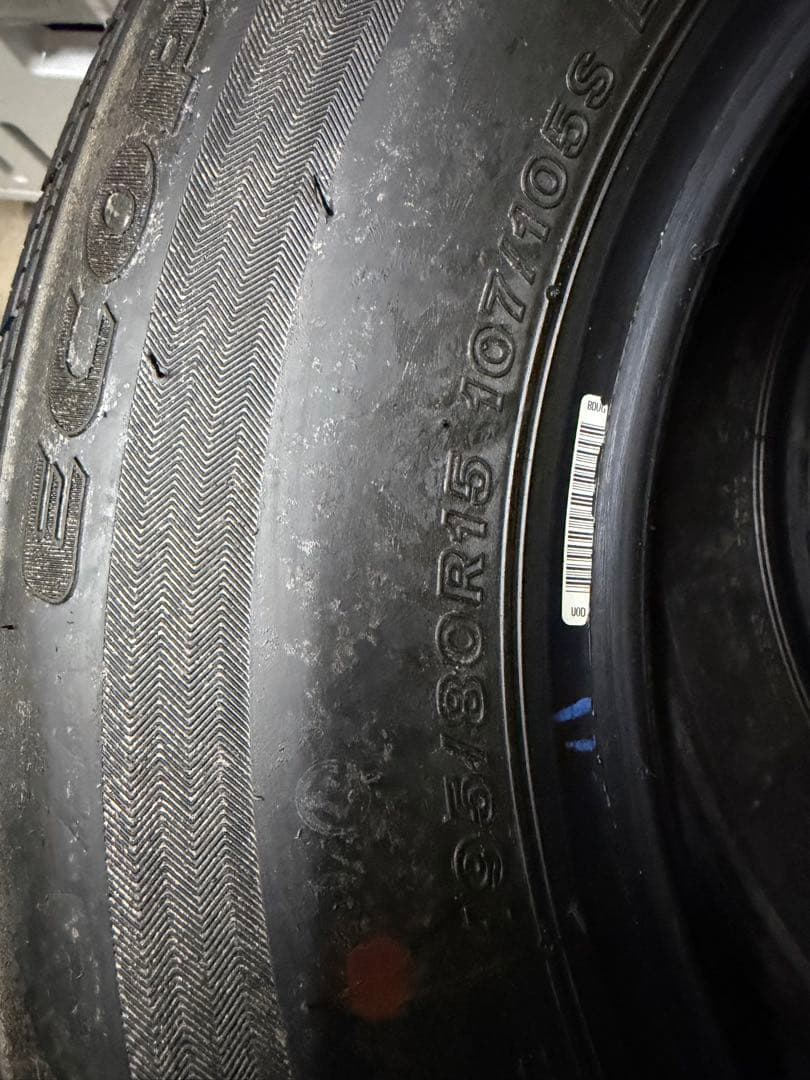 手渡しのみ195/80R15 15インチ　107/105S 4本