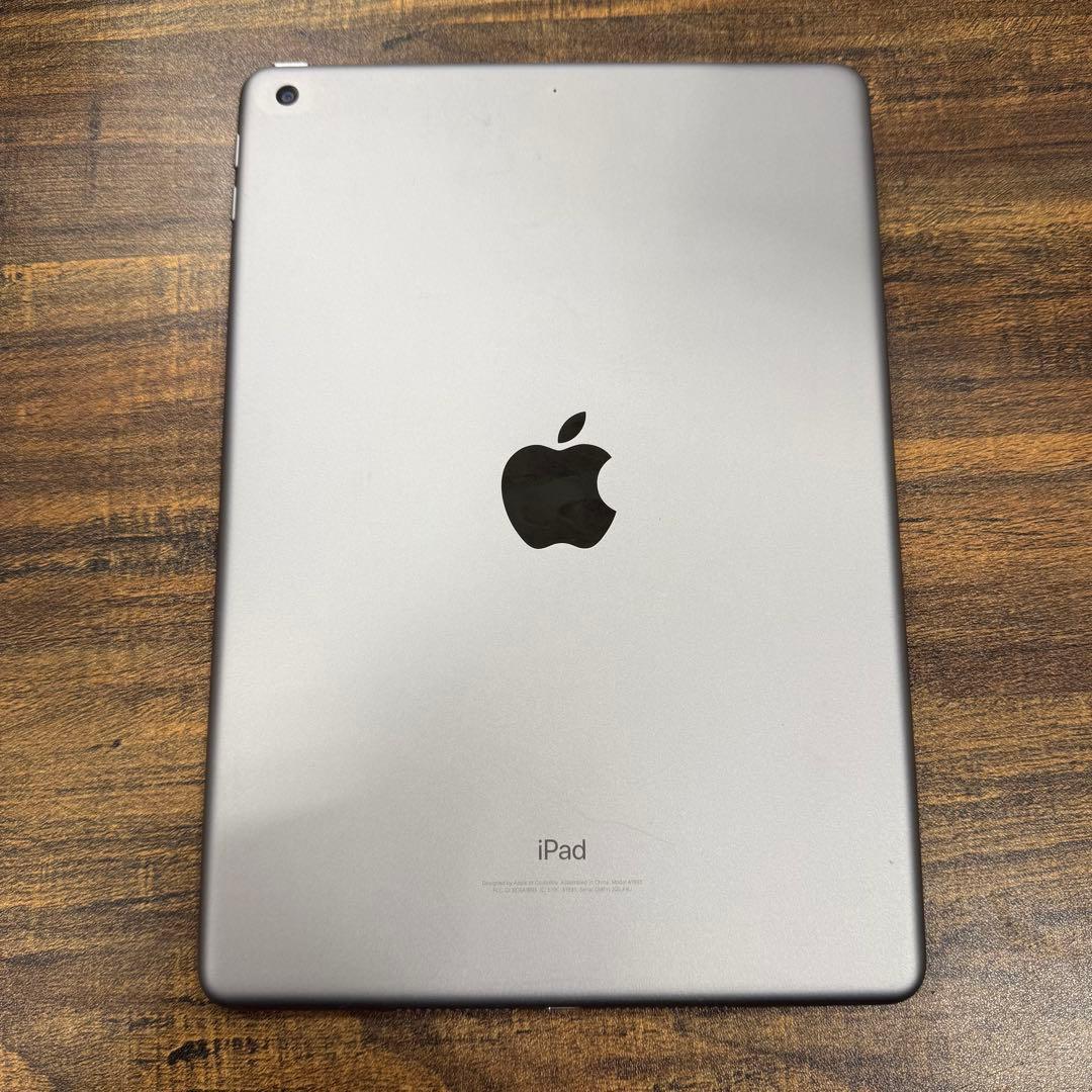 Apple iPad 6シルバー 本体 第6世代 32GB