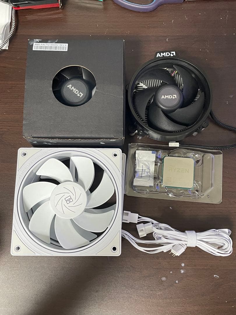 AMD Ryzen5 3400G CPUクーラー ARGBファン＆コントローラー