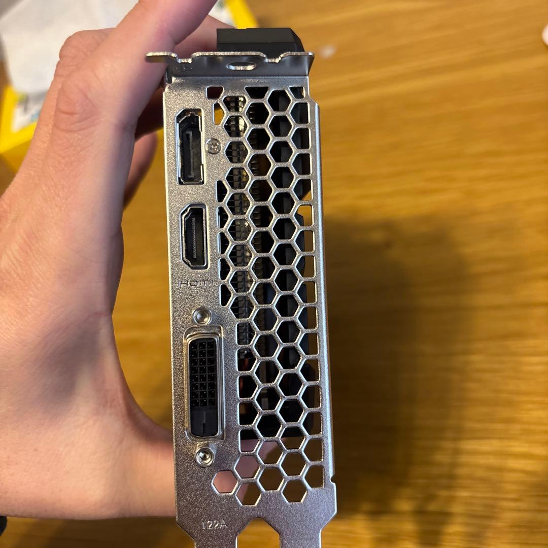 ほぼ未使用　GTX1660super stormX 6g