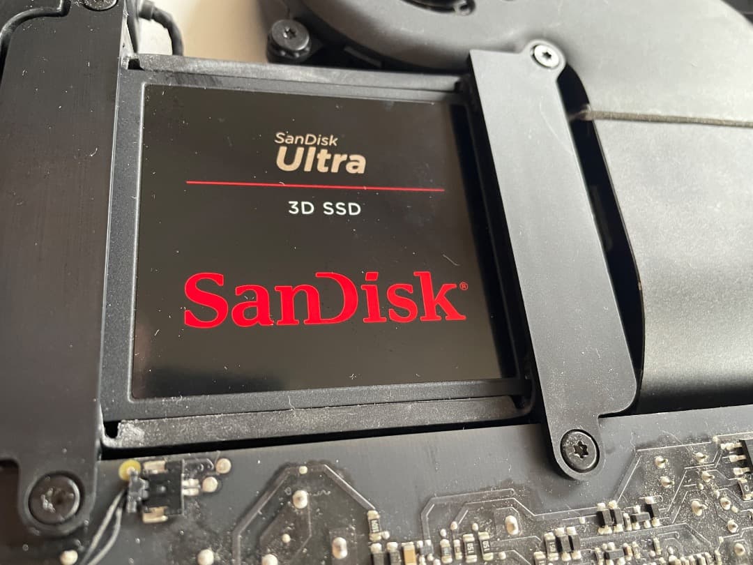 iMac 21.5 Late2013 SSD500GB メモリ16GB 美品