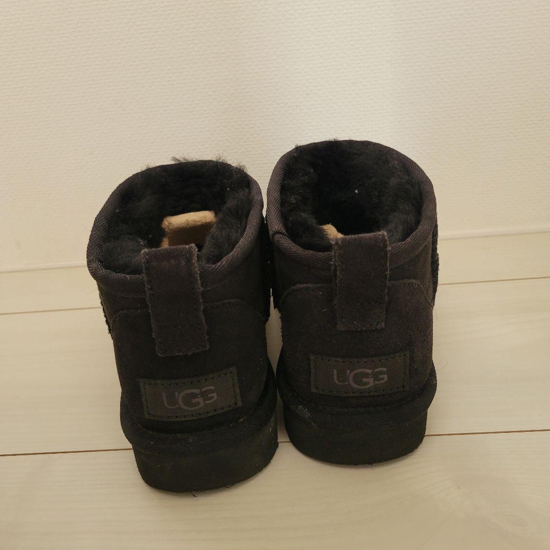 UGG ムートンショートブーツ