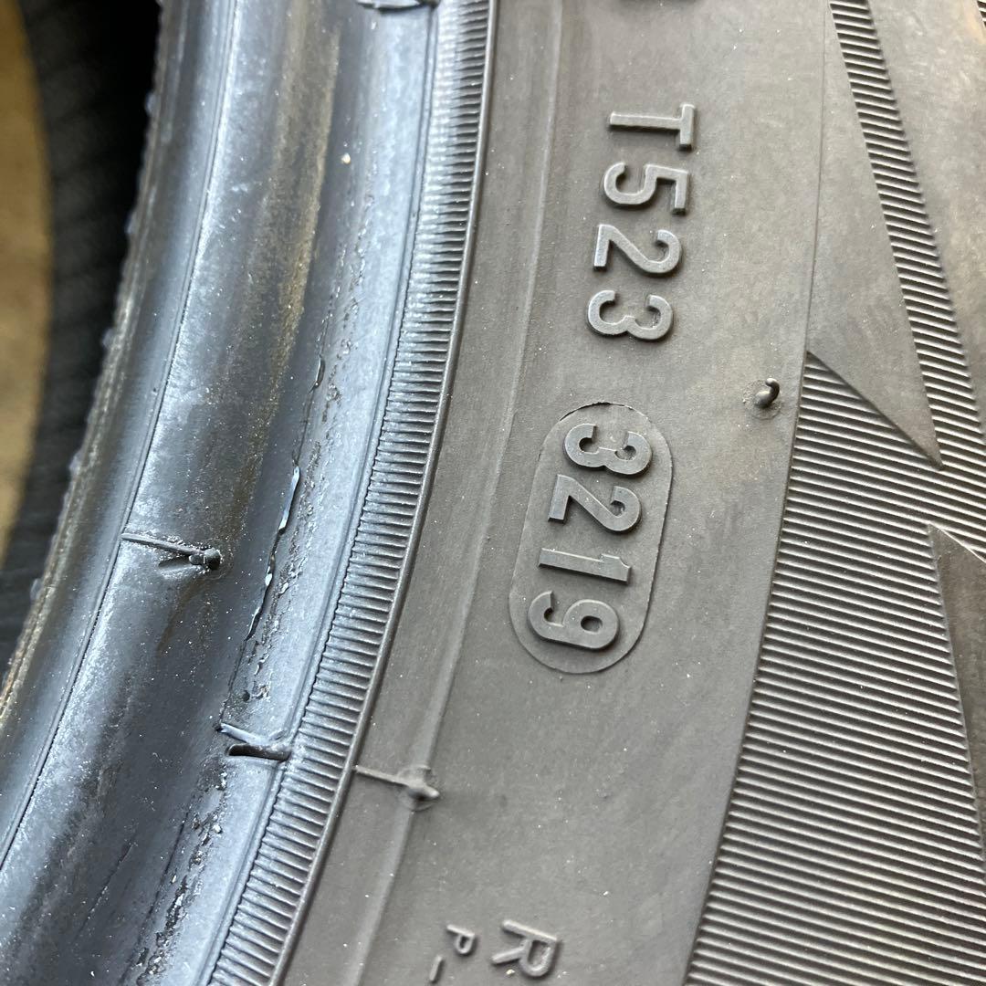 ピレリ アイスアシンメトリコ 225/55R17 19年製 4本セット