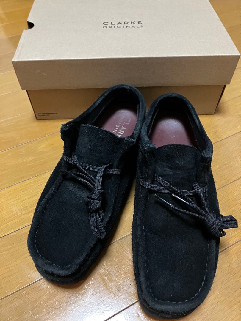 クラークス ワラビー ゴアテックス ビブラム