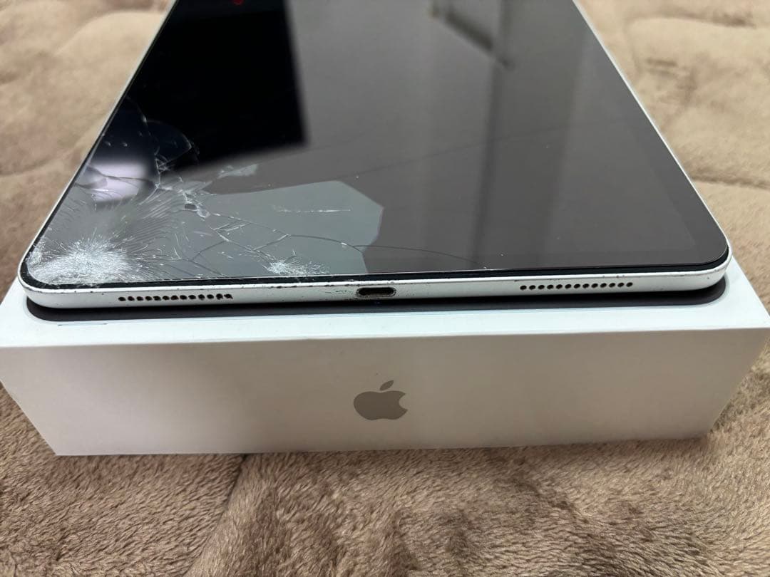 Apple iPad Pro 第2世代　11インチ　画面割れ128GB