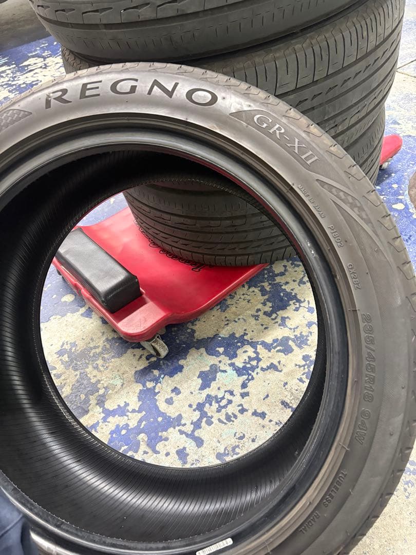 235/45/18 REGNO X Ⅱ