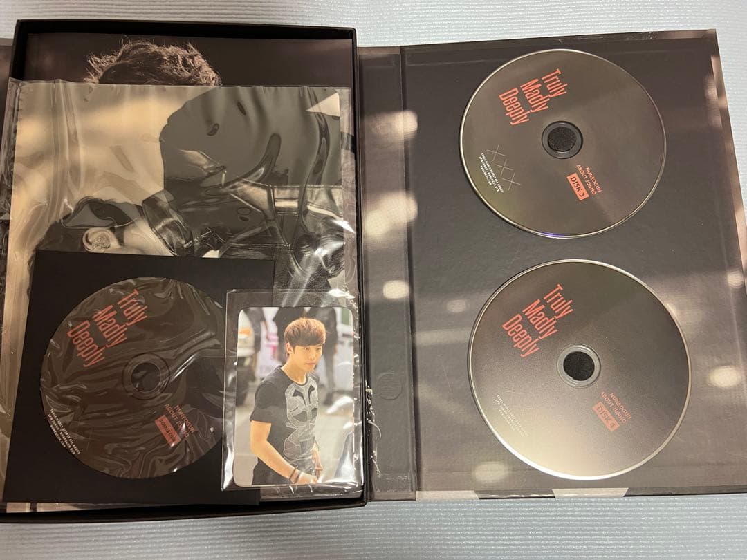 2PM ジュノ JUNHO DVD&フォトブック（おまけ銀テープ）
