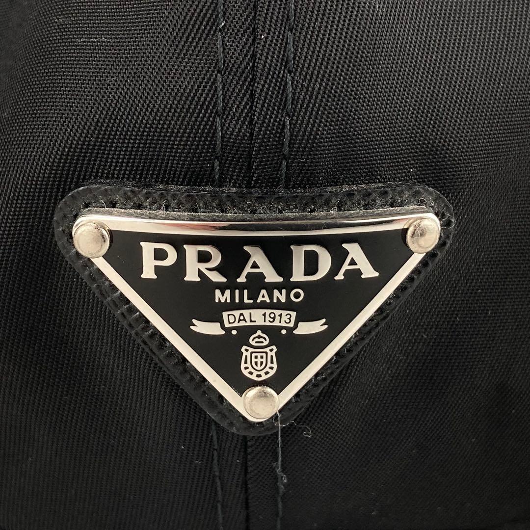 【極美品】PRADA プラダ　キャスケット　ベレー帽　ブラック　三角ロゴ　現行