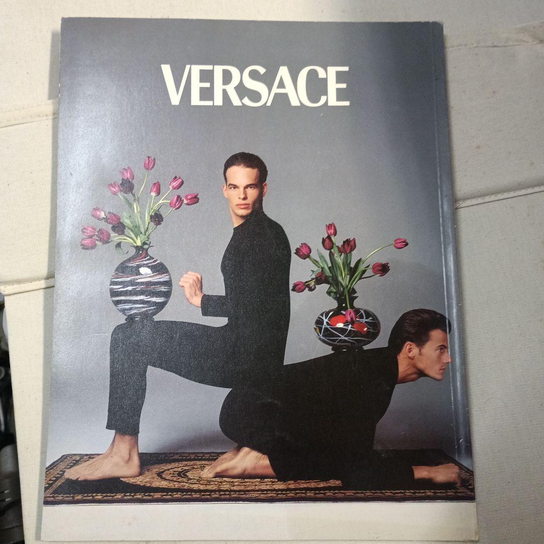 8018）VERSACE ヴェルサーチェ　写真集？カタログ？