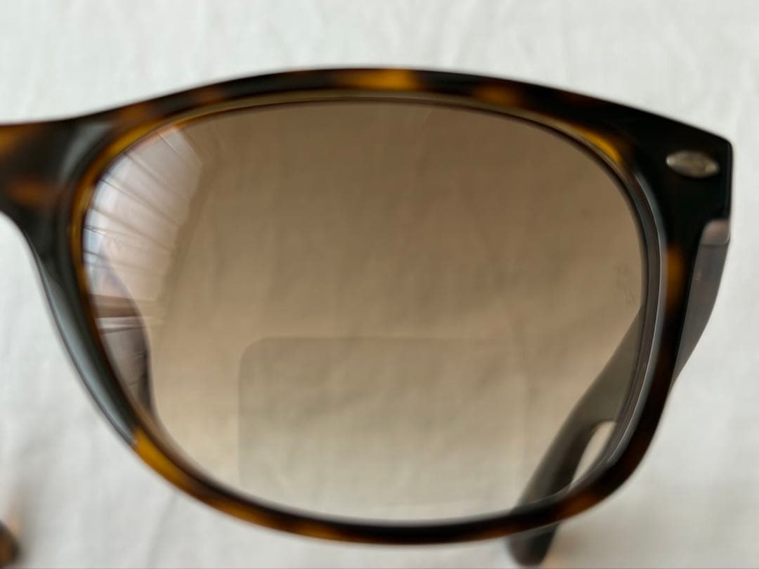 ビ*ム様 連休値下げ中【超美品】Ray-Ban RB2132F サングラス　キム