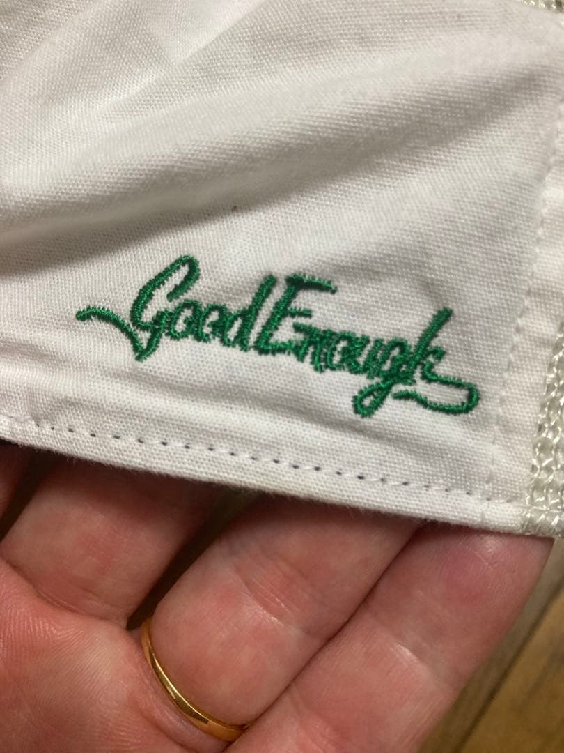 more about less goodenoughキャップ
