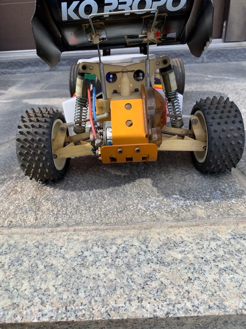 アソシエット　RC10