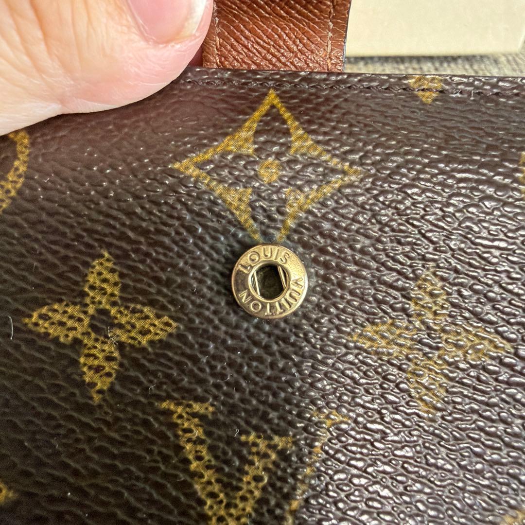 J022 ルイヴィトン　モノグラム　ヴィエノワ　折り財布　コンパクト