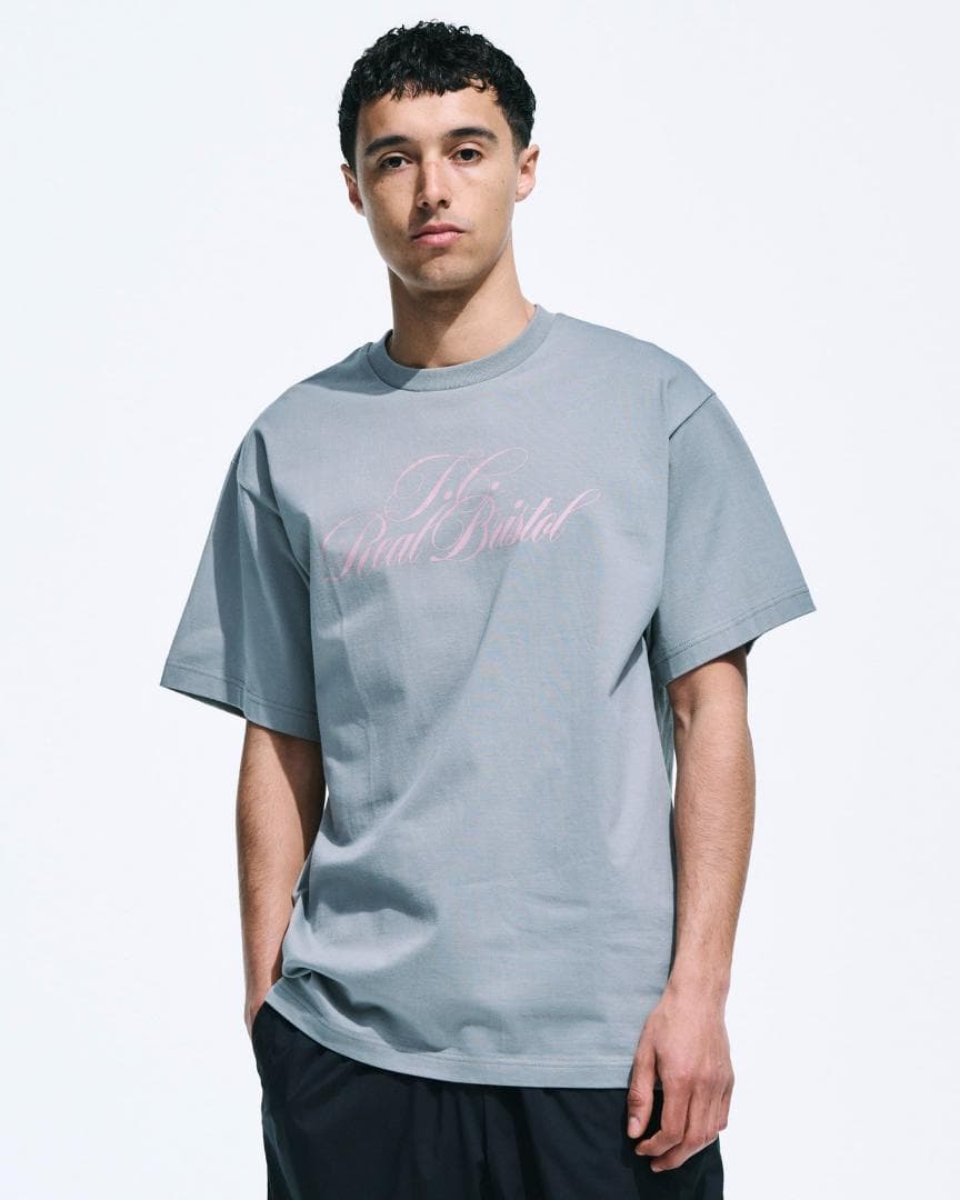 F.C.Real Bristol SCRIPT TEE 新品・未使用品