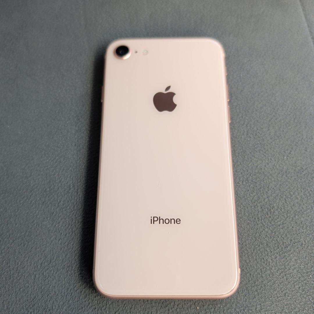 iPhone 8　64GB