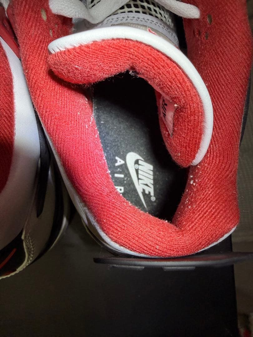 Air Jordan 4 Retro ファイアレッド