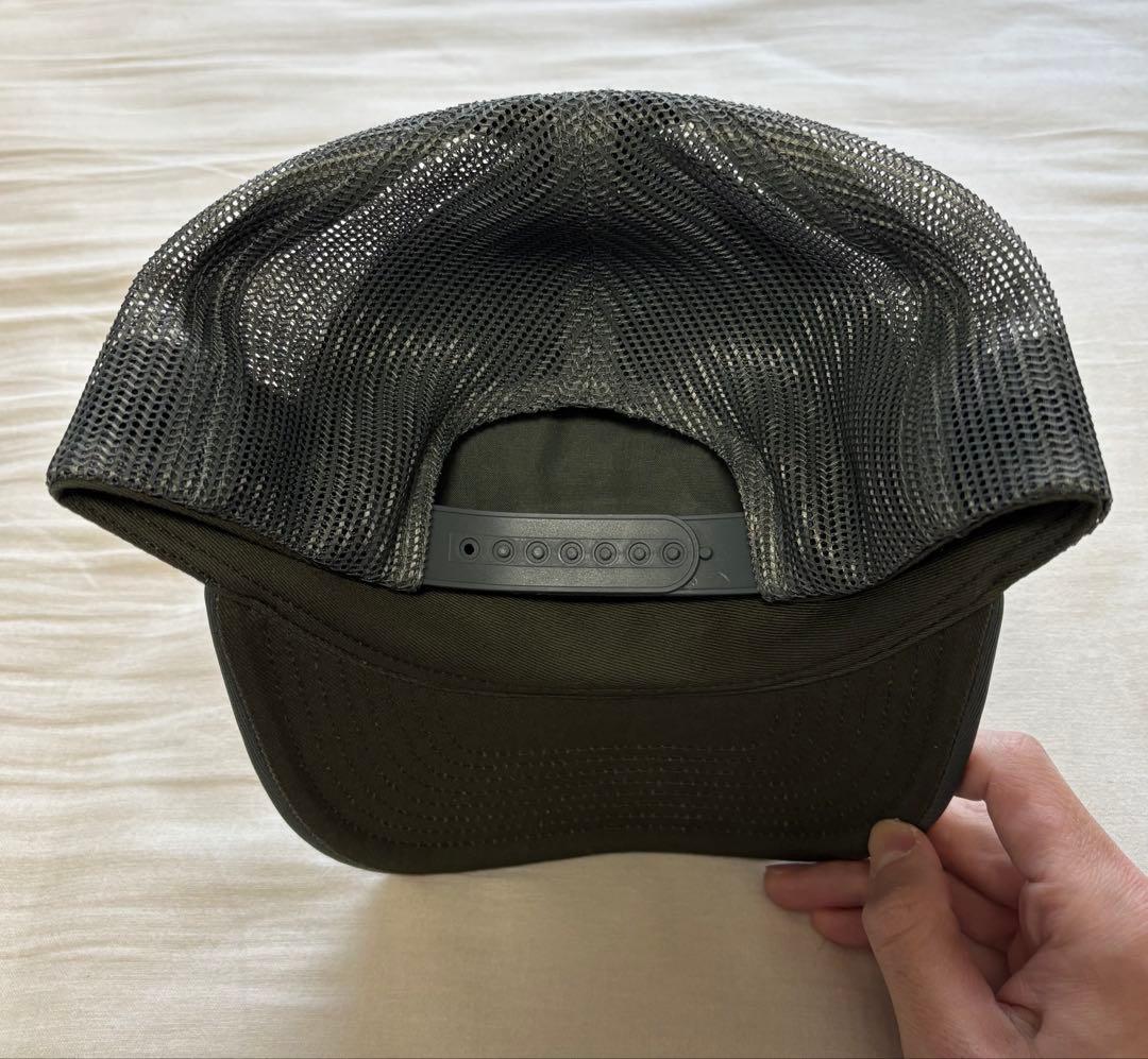 Kith メッシュ トラッカー キャップ オリーブ カーキ