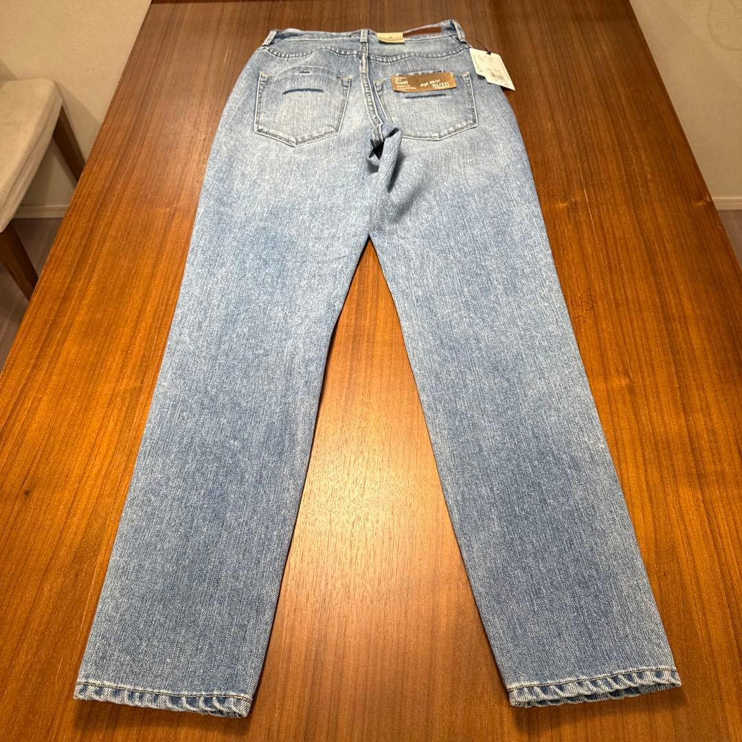 新品 ヤヌーク Trick Denim ハイウエスト スリムテーパードRUTH