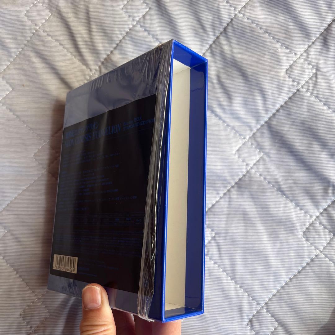 新世紀エヴァンゲリオン Blu-ray BOX STANDARD EDITIO…
