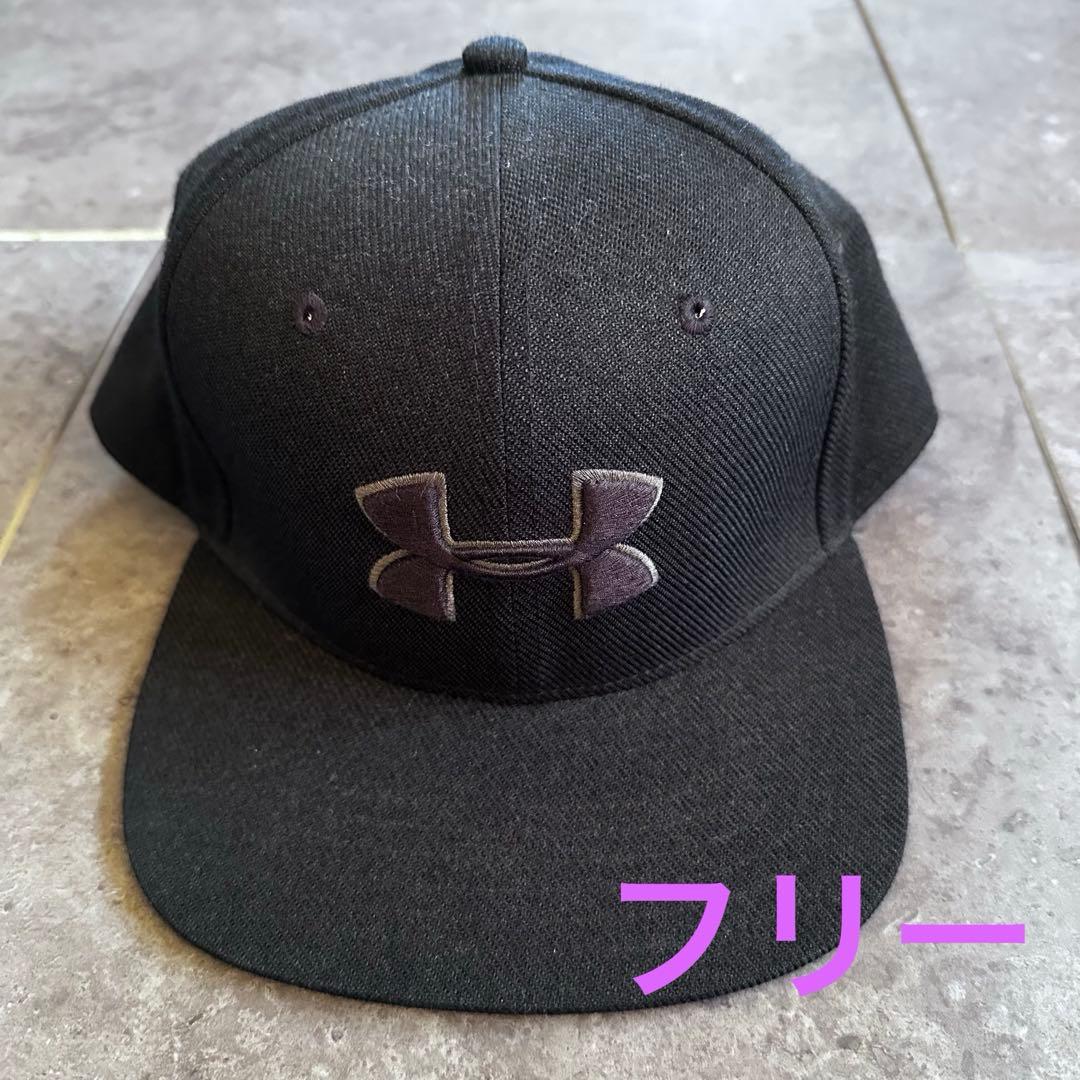 アンダーアーマー パーカー　tシャツ　短パン　キャップ　ハーフパンツ　ロンt