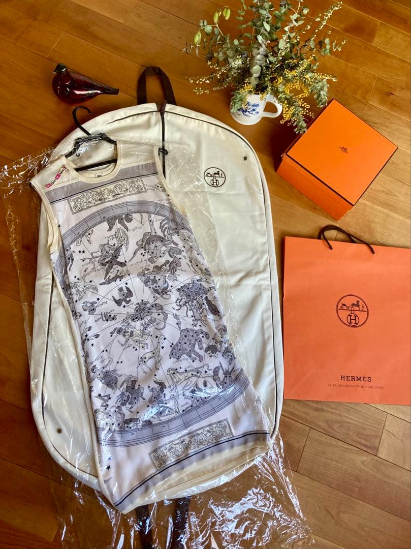 HERMES ツイルレーヌ ワンピース『幻の北半球の星空』　美品　クリーニング済