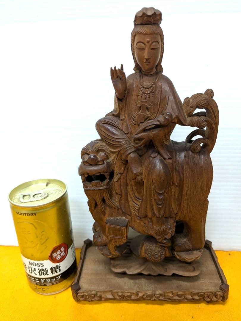 白檀製 観音菩薩像·狛犬展示品