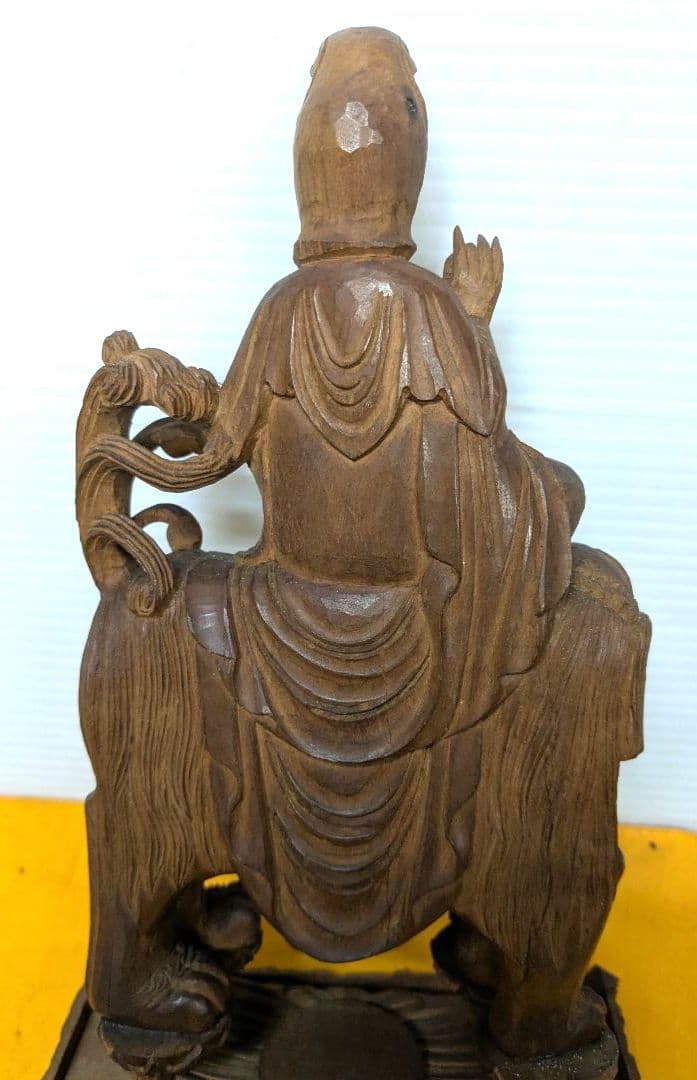 白檀製 観音菩薩像·狛犬展示品