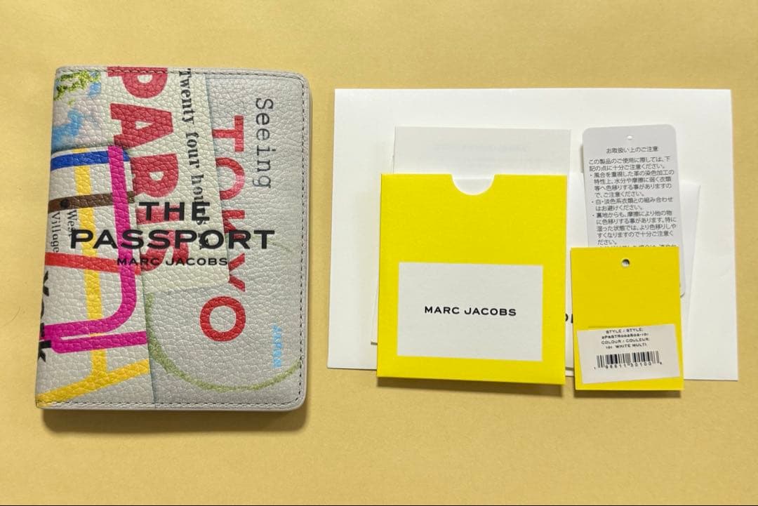 即日発送！　新品 未使用品 マークジェイコブス パスポート ケース