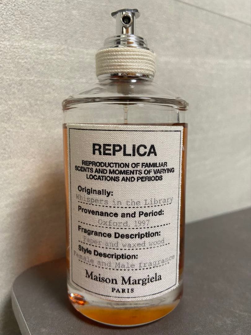 Margiela マルジェラ ウィスパーインザライブラリー 香水 レプリカ